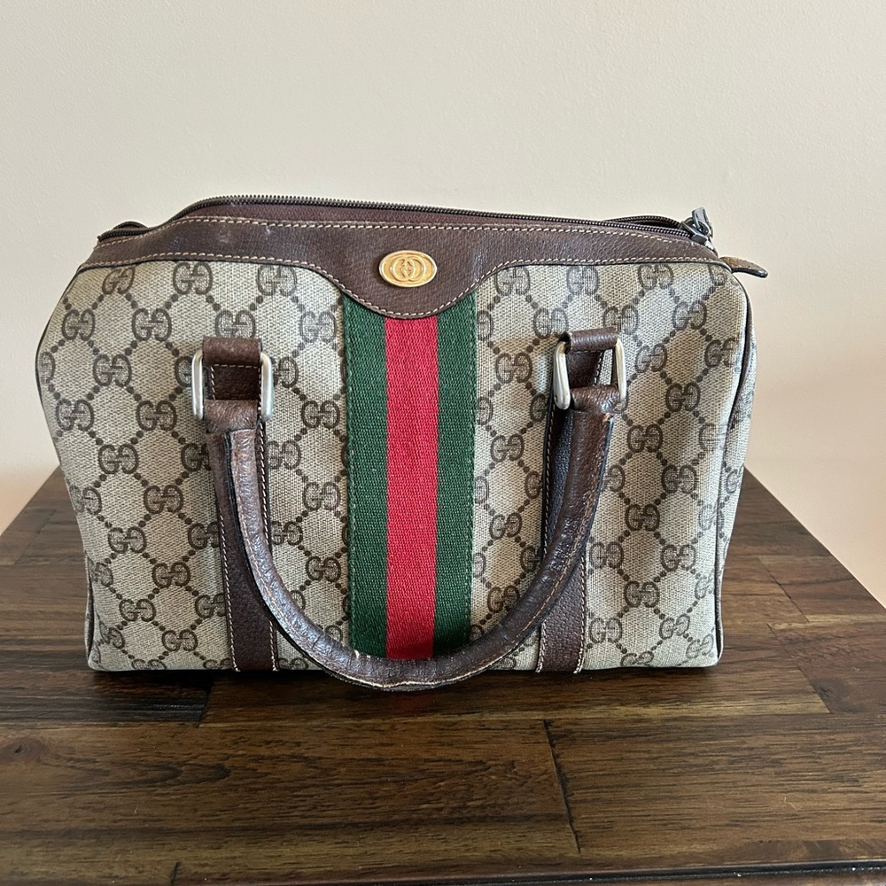 Authentic Gucci purse